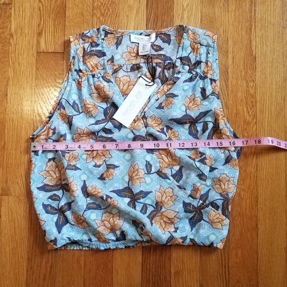 NWT Rachel Zoe Sleeveless V Neck Flower Top Small - Picture 7 of 8